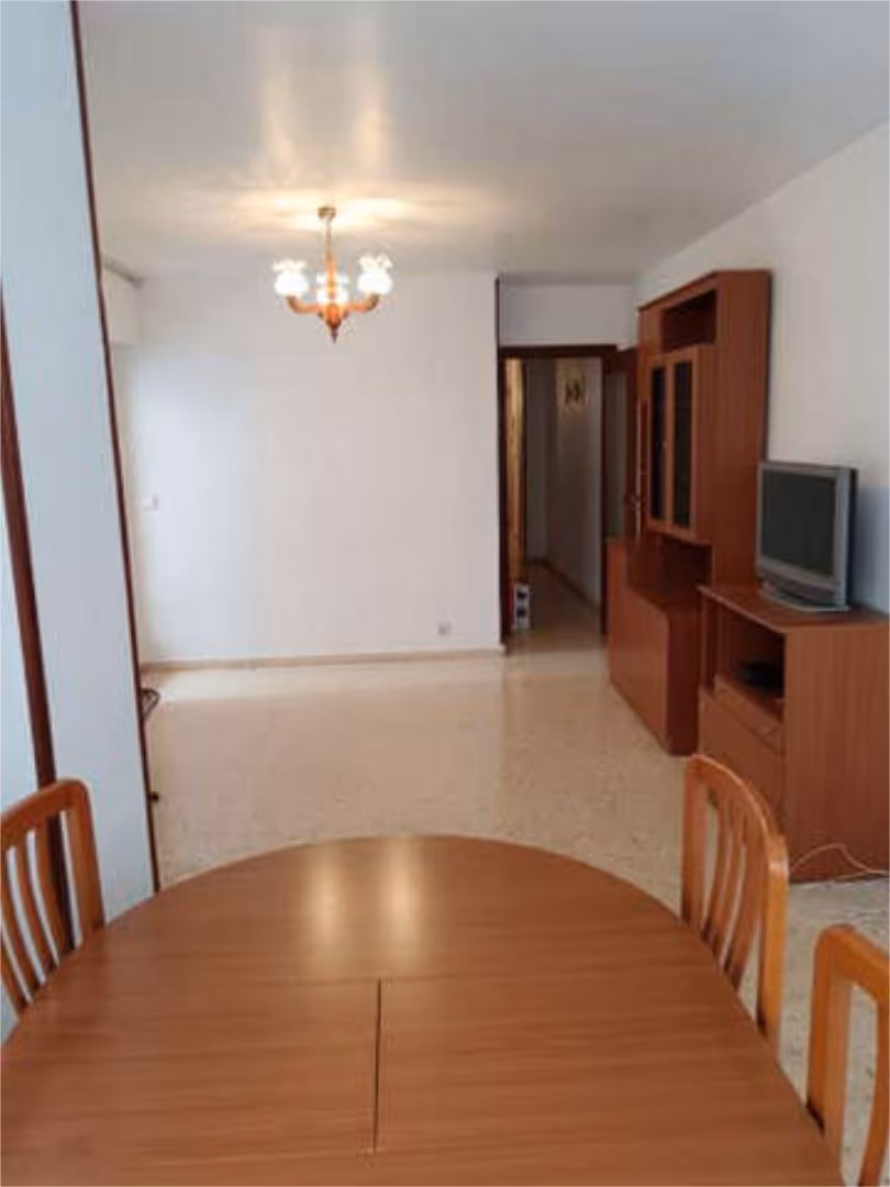 Piso en San Blas - Foto 1