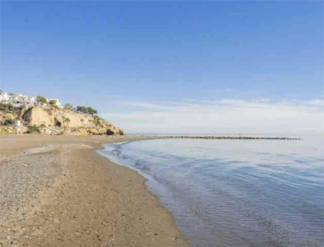 Casa adosada en Urbanización Balcón de Málaga - Foto 6