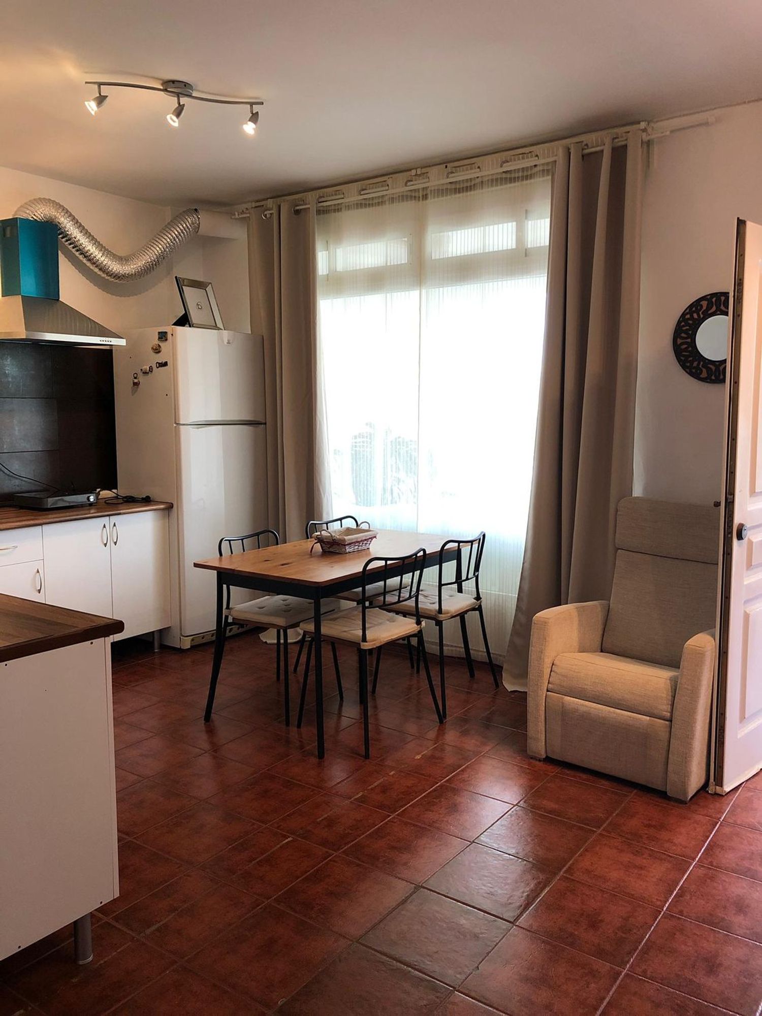 Estudio en calle de Inglaterra, 26 - Foto 3