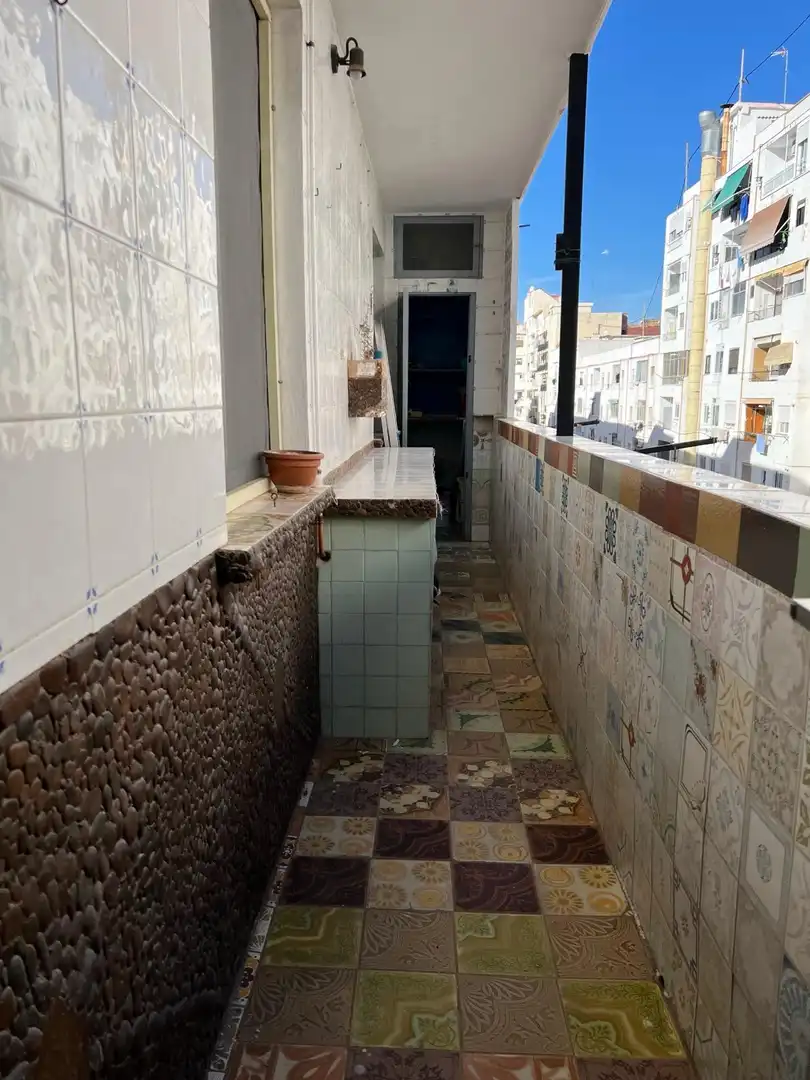 Piso en  Carrer de Salvador Pau 25 - Foto 9
