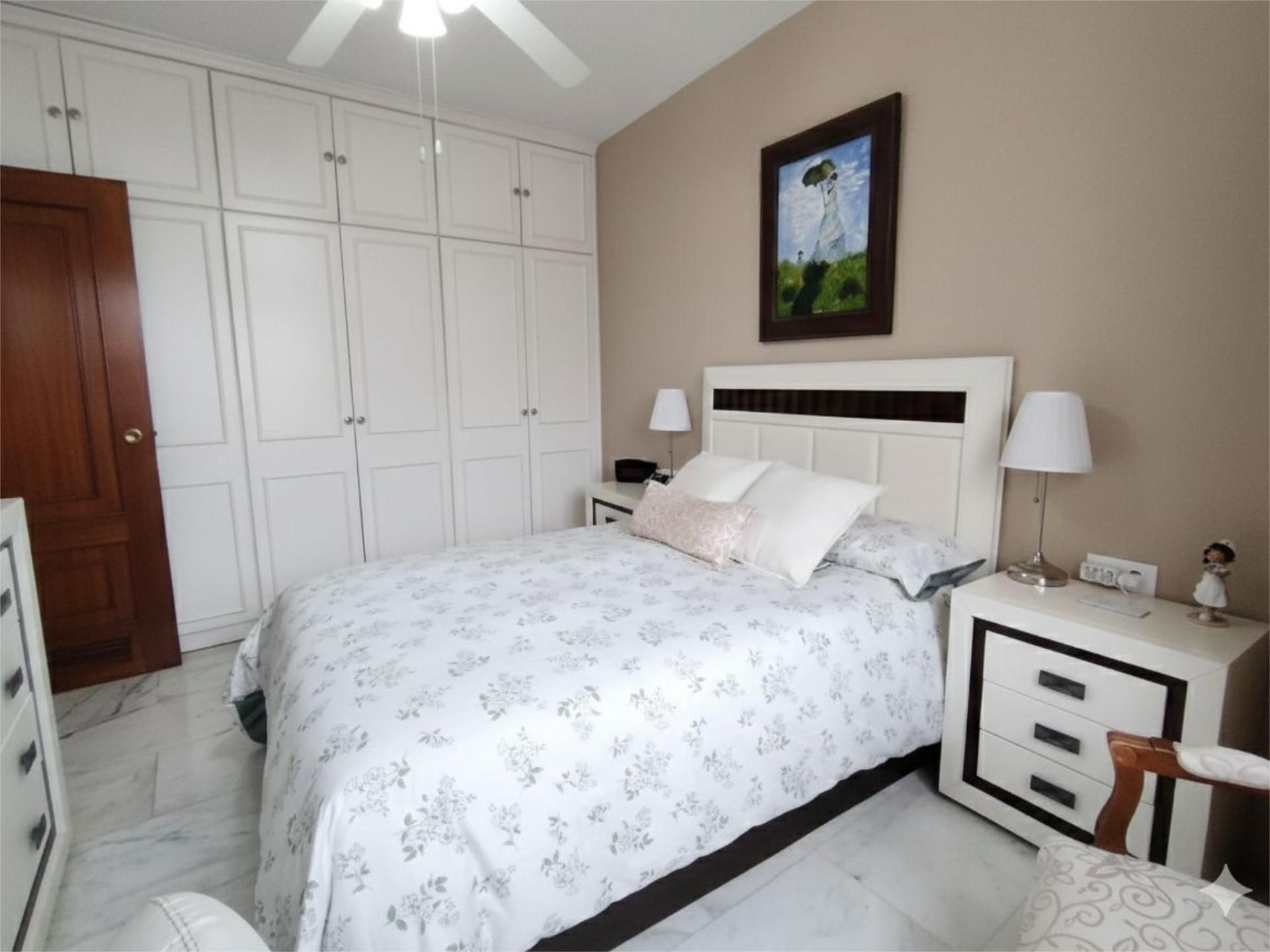 Casa adosada en  Calle Sagunto 41 - Foto 7