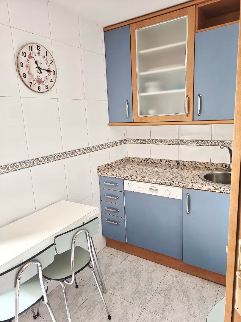 Piso en  Calle María la Brava 30 - Foto 3