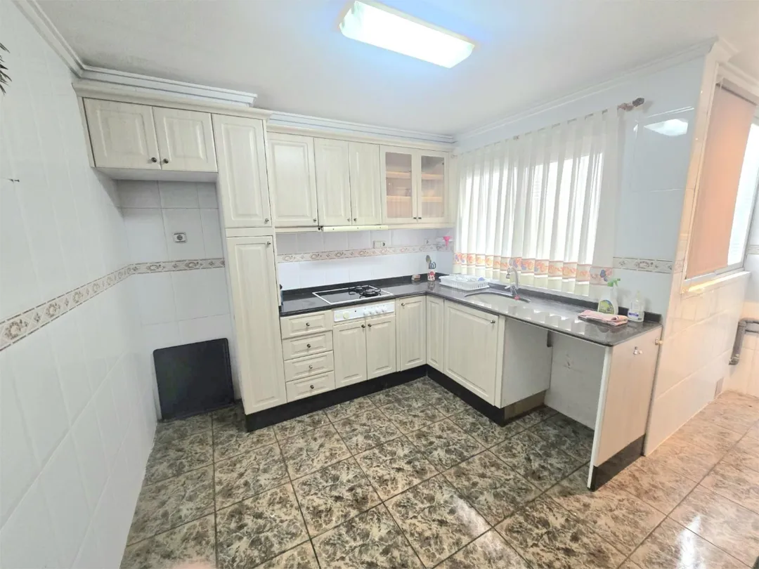 Piso en  Avinguda d'Ausiàs March 60 - Foto 5