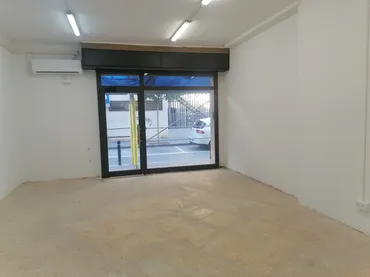 Local comercial en  Carrer de Bellaterra - Foto 3