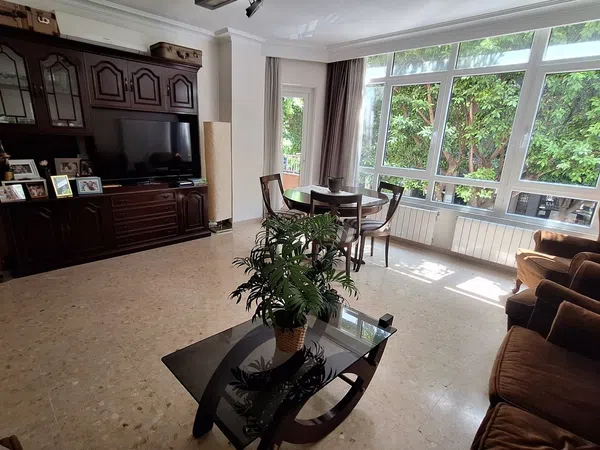 Piso en Barrio Camp d'En Serralta - Foto 2