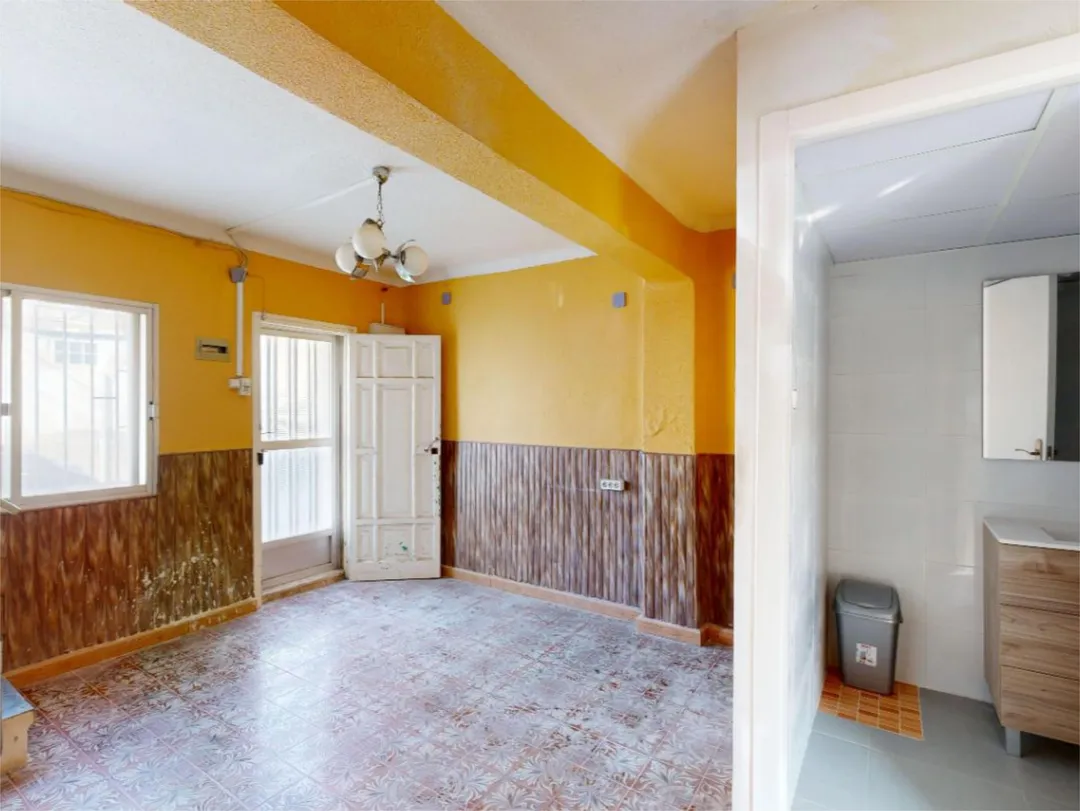 Piso en  Calle Bartolomé Bernal Gallego 35 - Foto 1