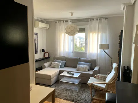 Piso en calle Orense, 12