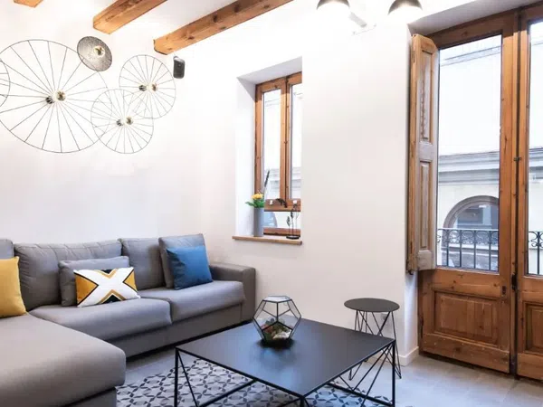 Piso en Calle de Sant Pere Més Alt, 25, Sant Pere - Santa Caterina i la Ribera - Foto 1