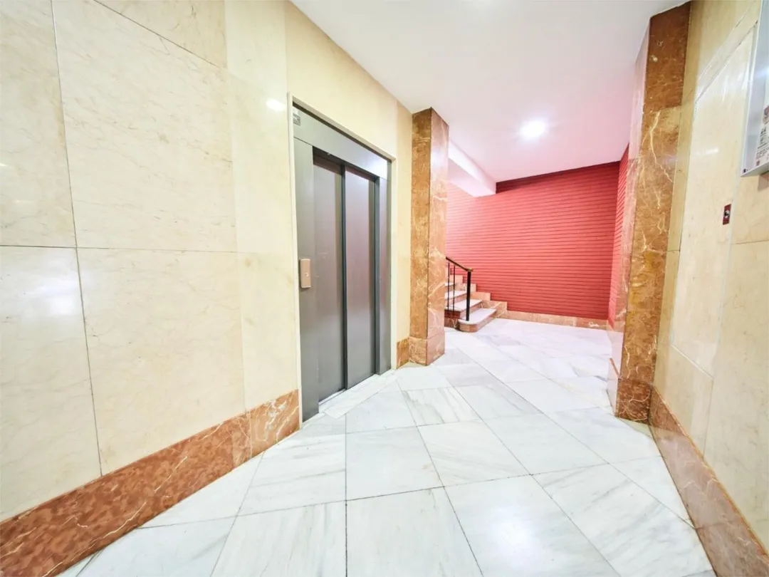 Piso en  Calle Recogidas 45 - Foto 3