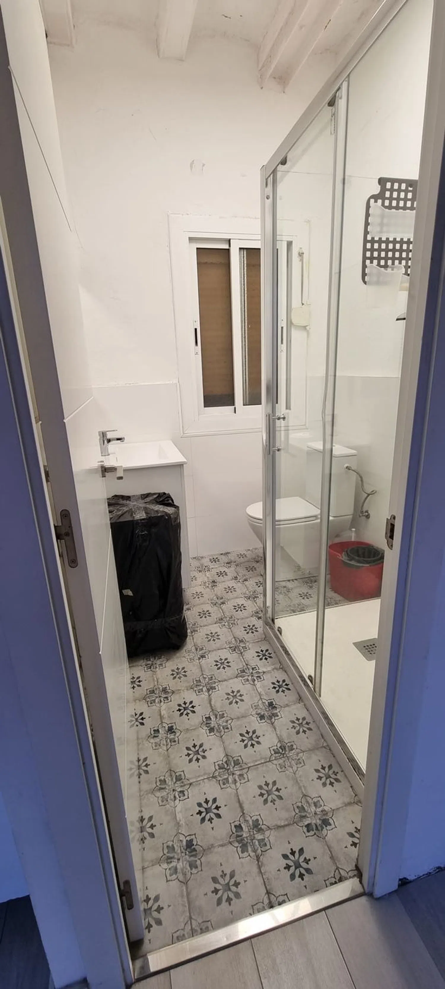 Estudio en calle de la Riereta, 3 - Foto 1