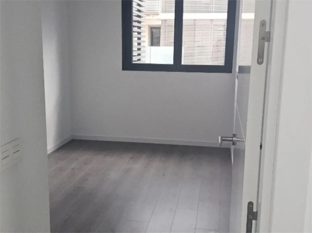 Piso en  Carrer de Màrius Verdaguer 2 - Foto 6