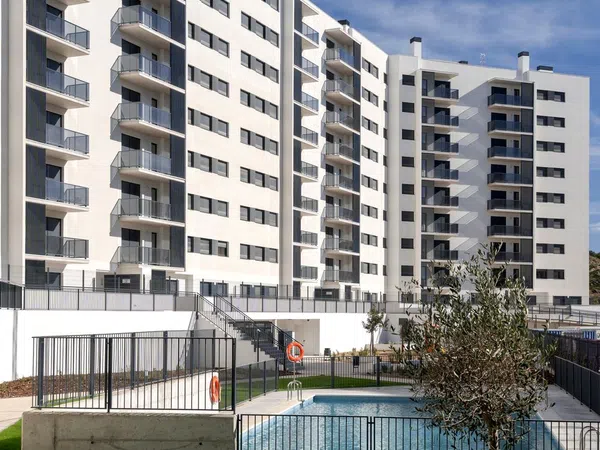 Piso en calle Juan Caturla Gosálvez