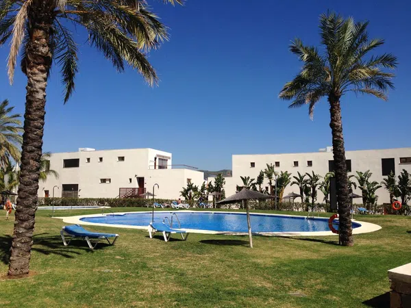 Piso en Calle El Pinar s/n, Alto de los Monteros - Foto 1