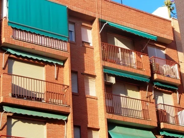 Piso en calle Gracia, 13 - Foto 2