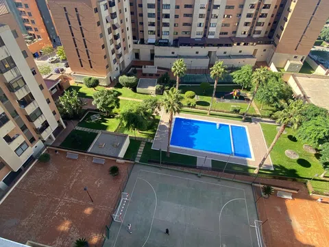 Dúplex en calle Médico Antonio Arroyo, 2