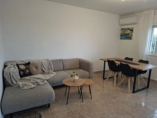 Piso en calle de Miquel Guansé, 74