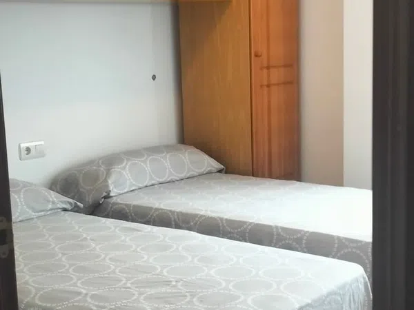 Piso en Avenida de Hermanos Perez Casariego, 5 - Foto 6