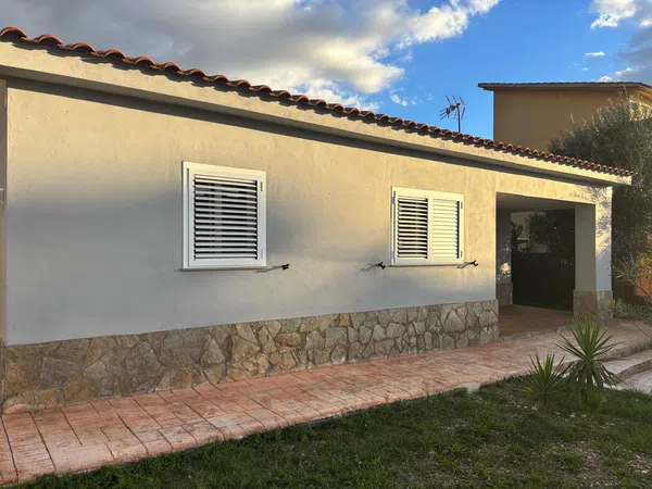Casa o chalet independiente en Calle d'Algèria, 11, Can Parellada - Foto 1