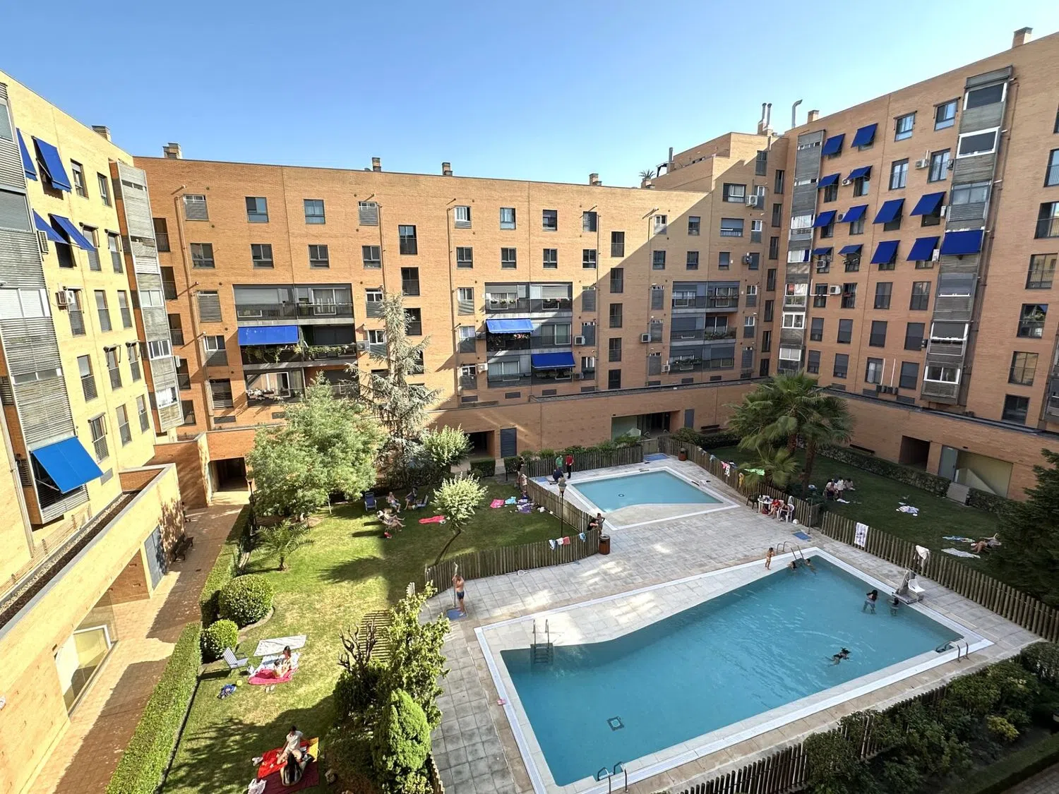 Dúplex en calle de Suecia, 56 - Foto 2