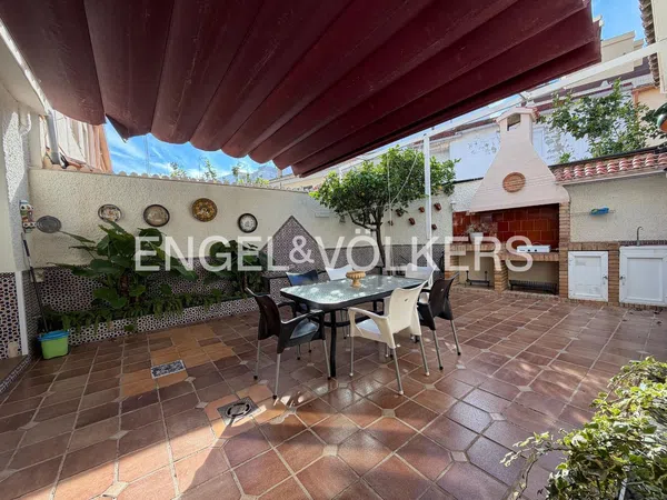 Chalet adosado en Calle de Ramón Perellós - Foto 12
