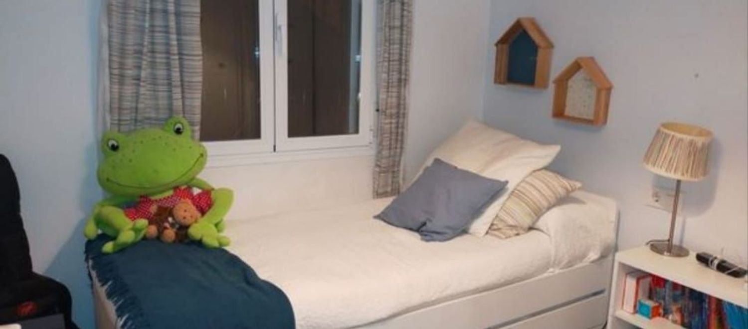 Chalet pareado en avenida Manuel Siurot, 67 - Foto 5