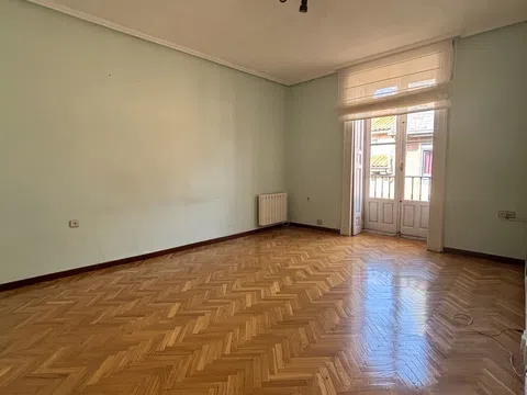 Piso en calle Prado, 12