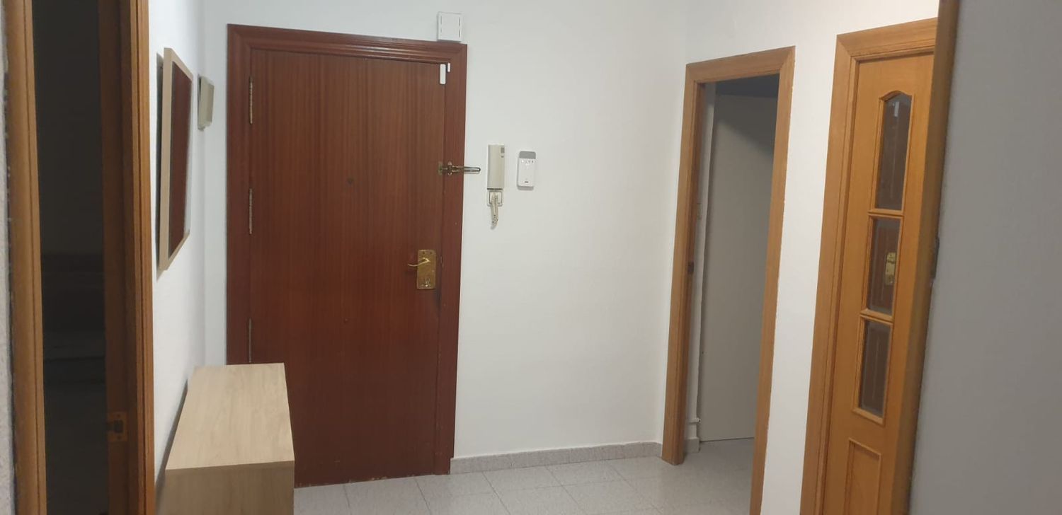 Piso en calle Antonio Maura, 20