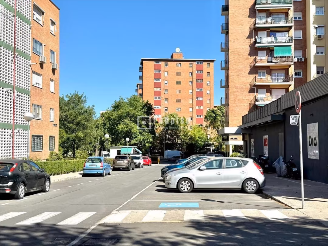 Piso en  Calle Pico de los Artilleros 25 - Foto 2