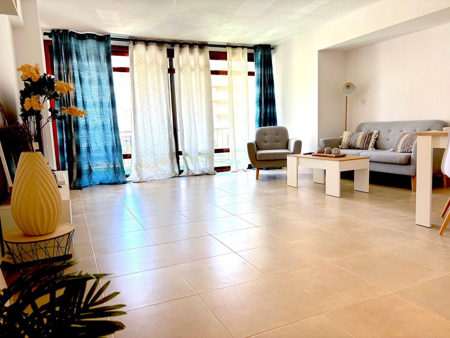 Piso en avenida Carvajal, 59 b - Foto 4