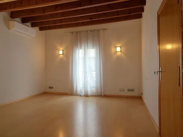 Dúplex en Barrio Monti-Sión