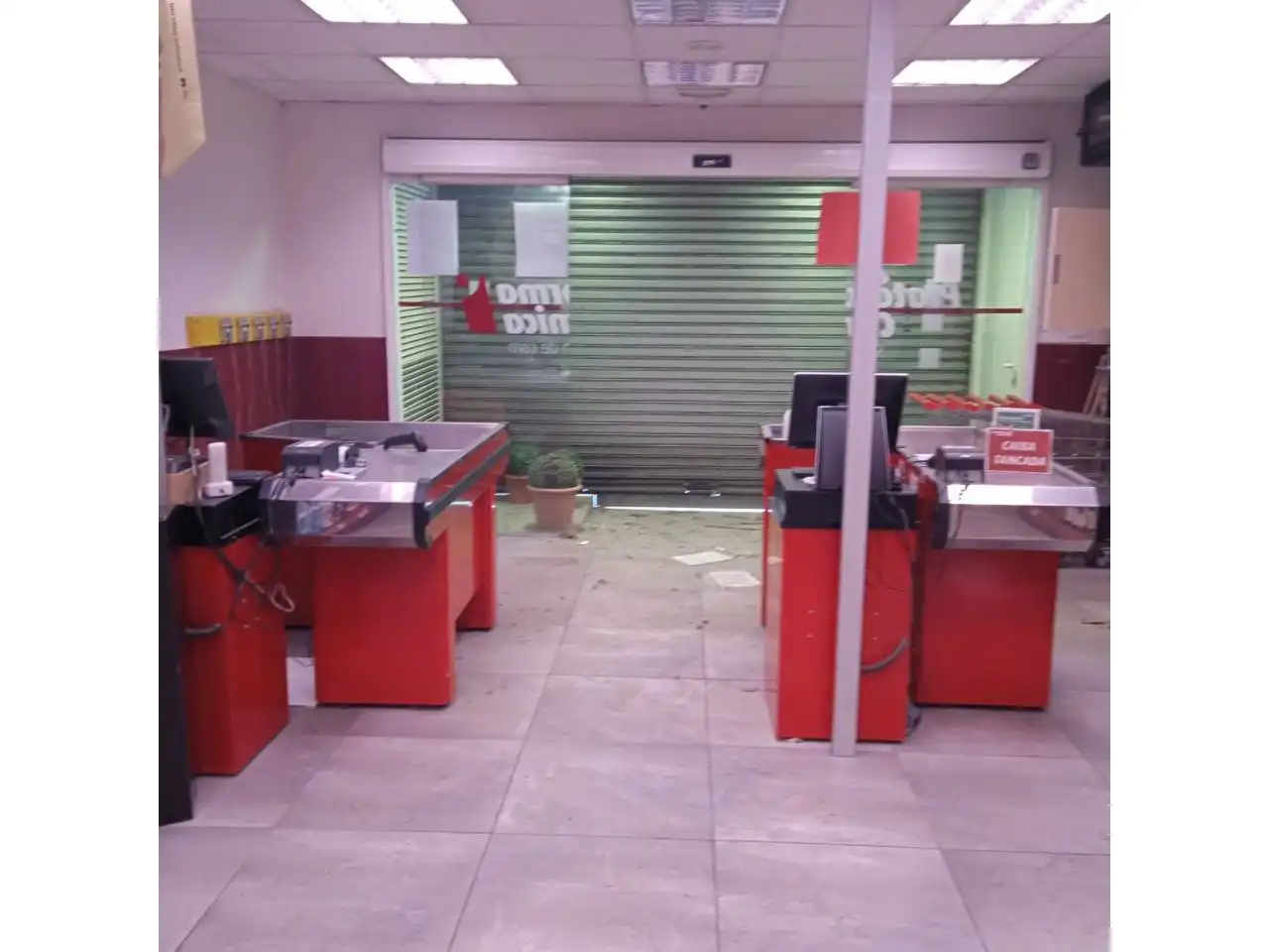 Local comercial en  Calle Avenida de la Concordia - Foto 2