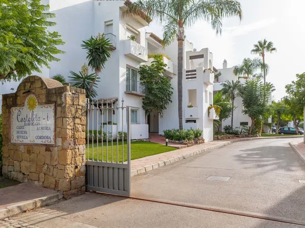 Piso en calle Trajano, 22 - Foto 2