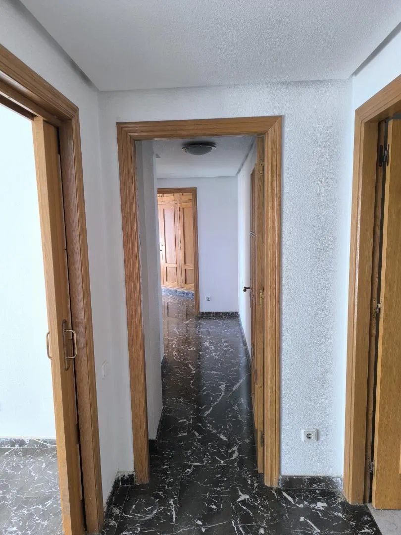 Piso en  Calle Historiador Juan Torres Fontes 13 - Foto 6