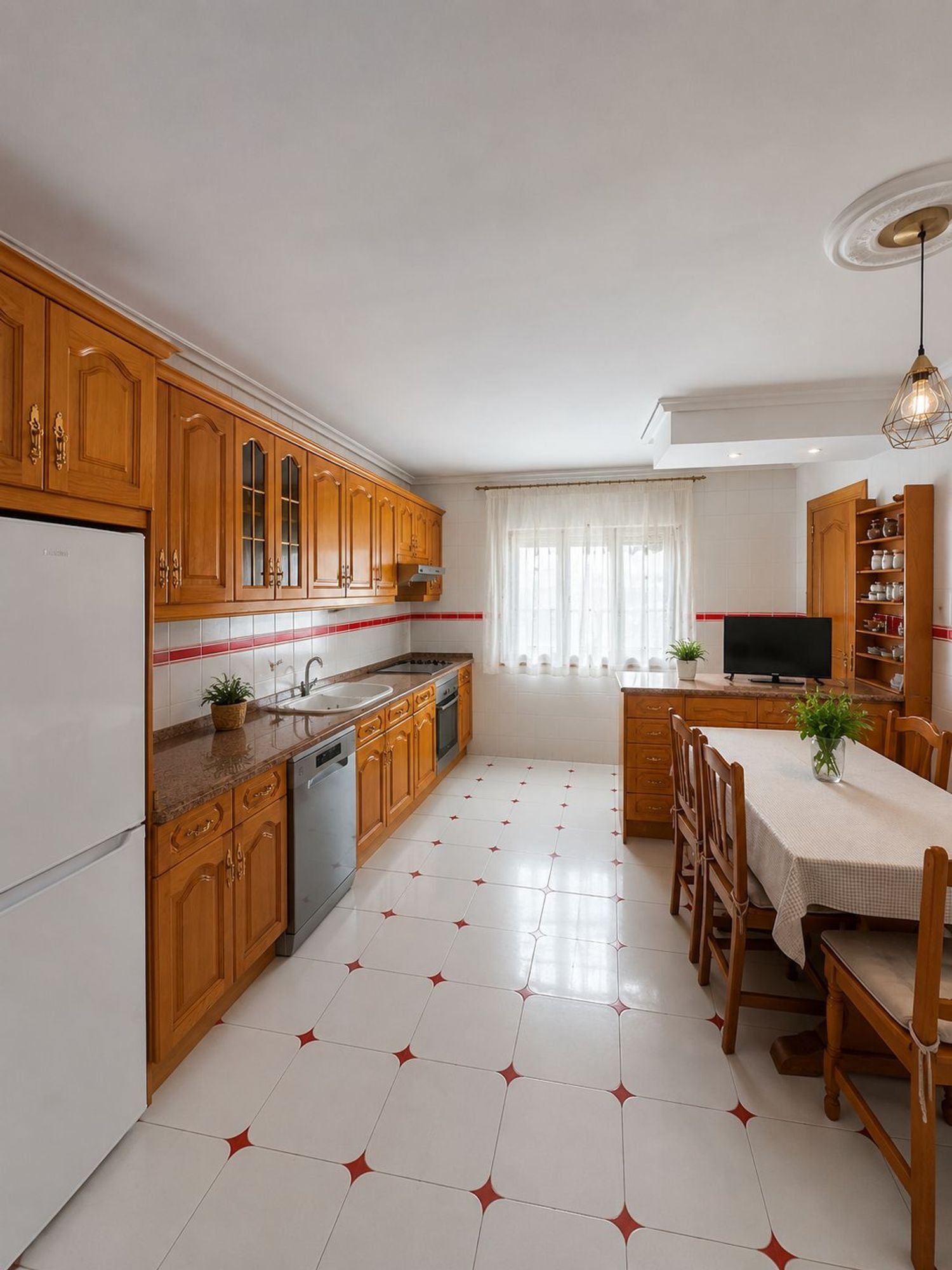 Chalet adosado en Plan Sur-Amistad - Foto 3