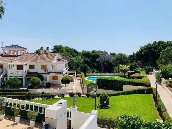 Casa o chalet independiente en Calle Río Guadiana, 21, Mil Palmeras, Mil Palmeras - Foto 5
