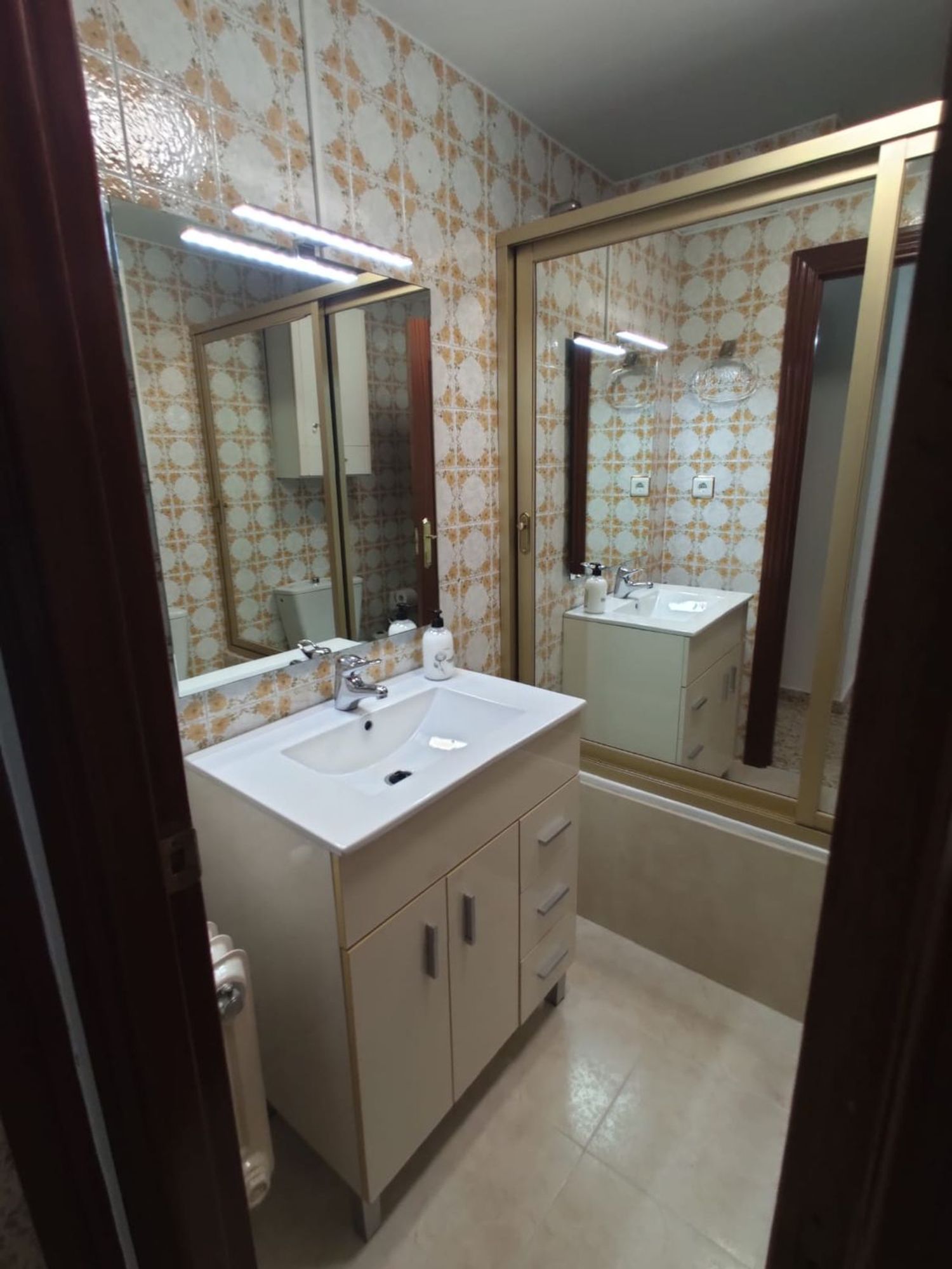 Piso en calle Matilde de La Torre, 40 - Foto 8