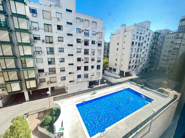 Piso en calle Periana, 9
