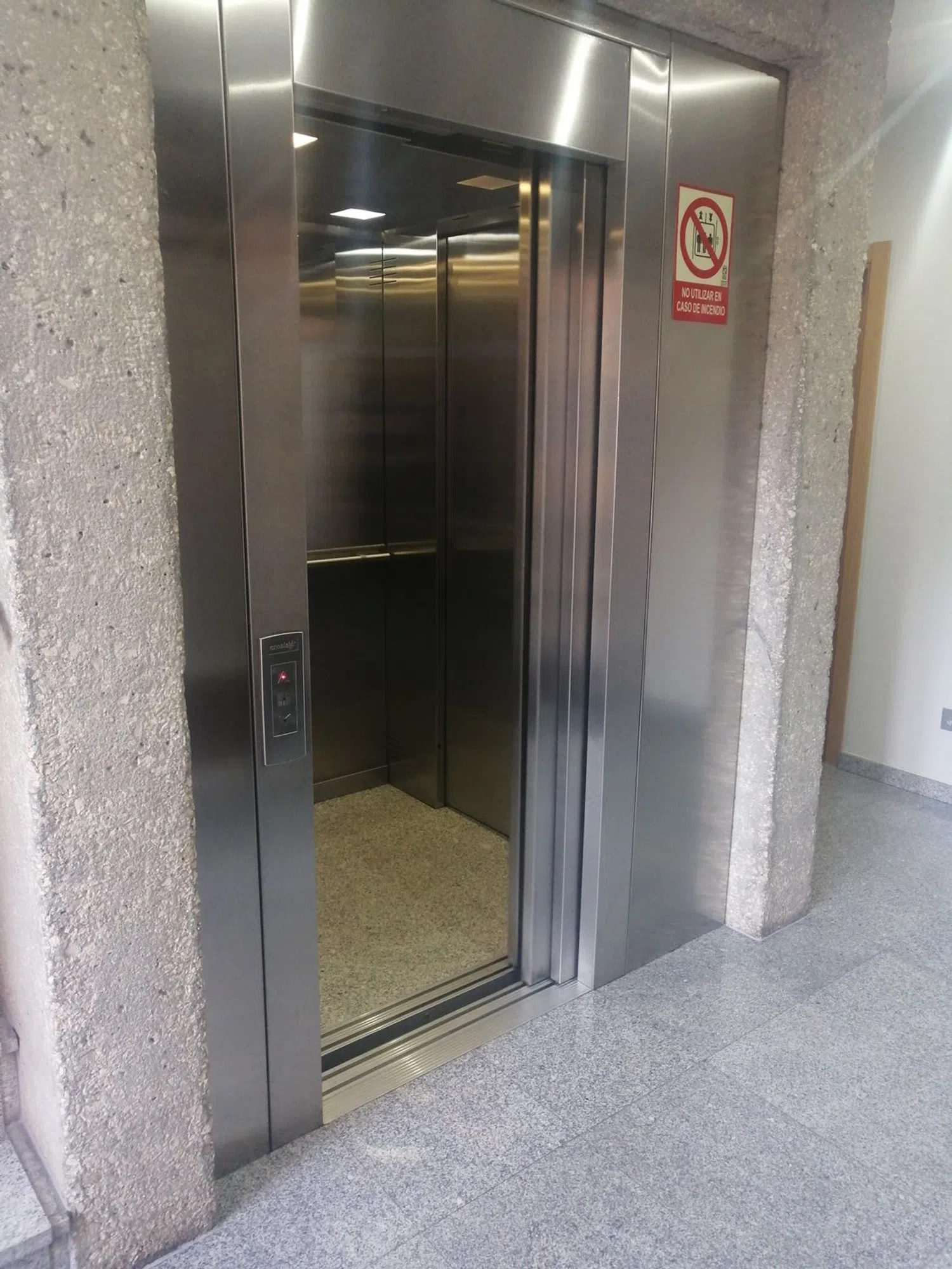 Piso en calle del Pintor Moreno Carbonero, 22 - Foto 10