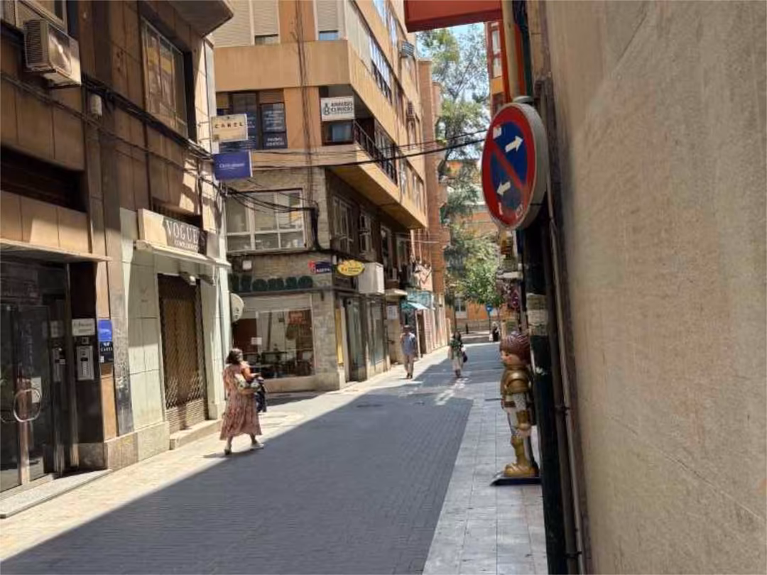 Piso en  Calle José Antonio Ponzoa 8 - Foto 4