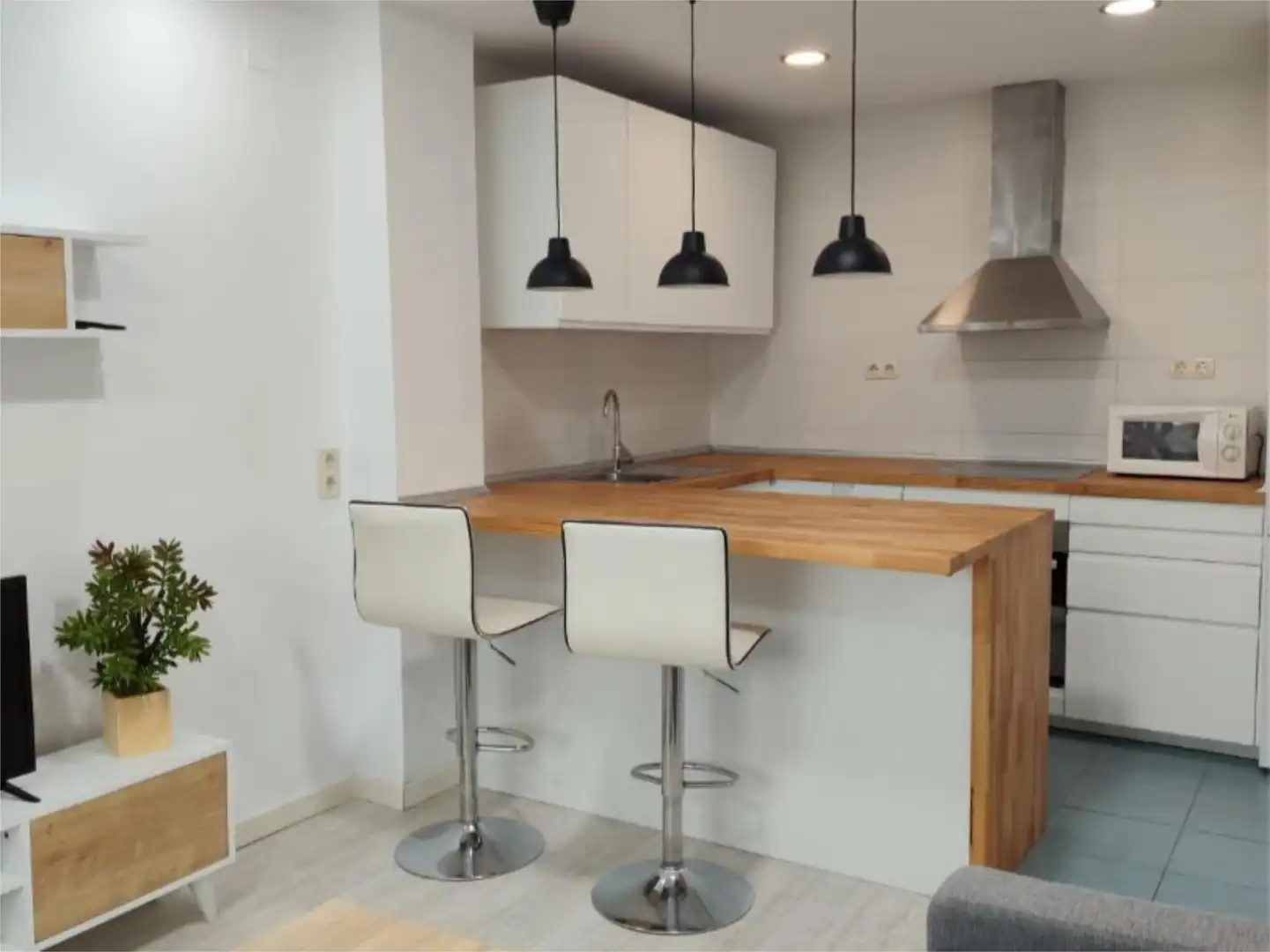 Apartamento en  Avenida Antonio Machado 28 - Foto 1