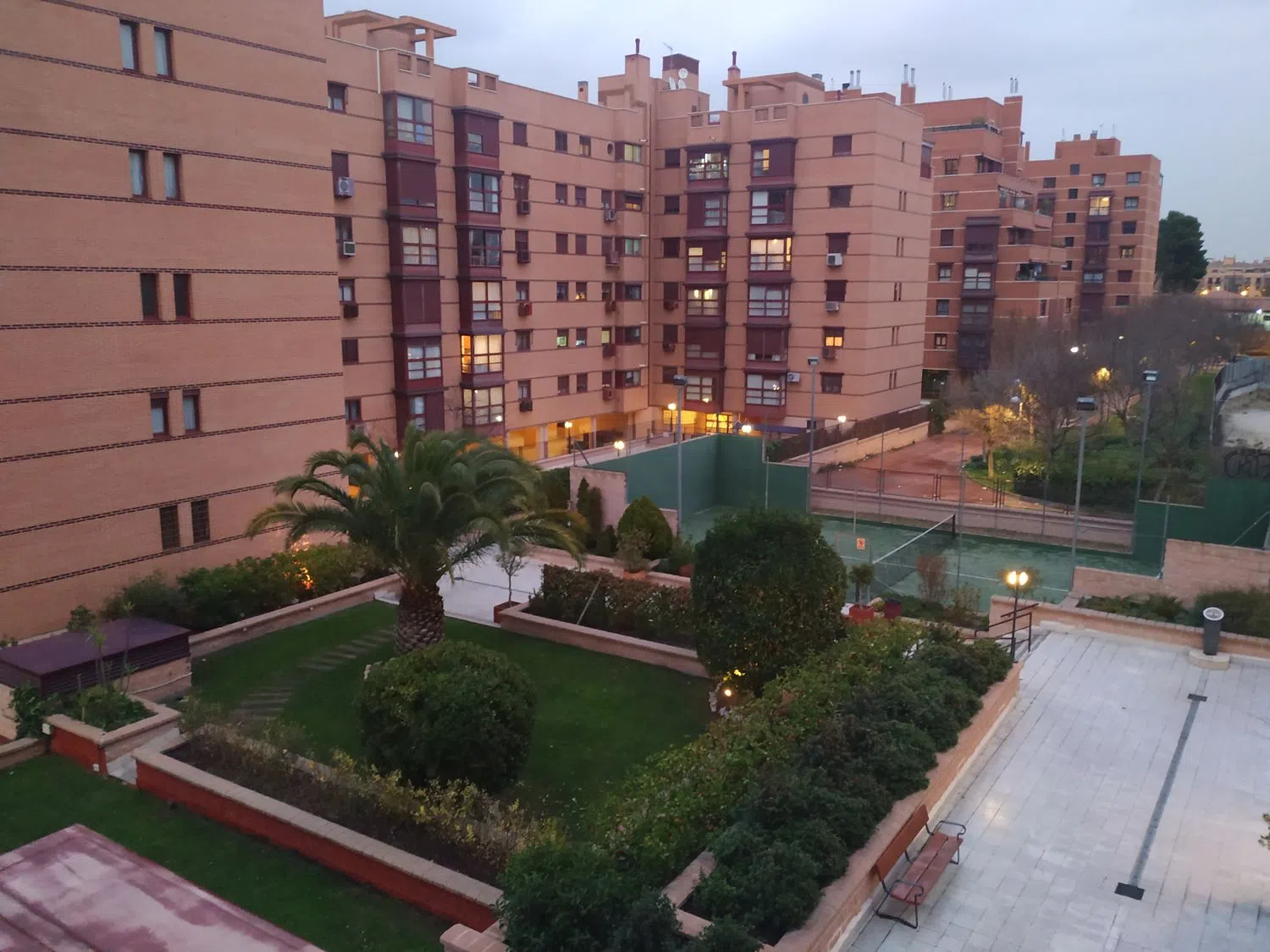 Piso en calle Albalá, 9 -a - Foto 1