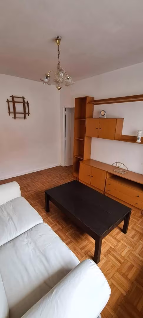 Piso en  Calle Villarramiel 8 - Foto 10