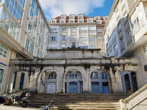 Piso en Calle de Eduardo Iglesias, 8, Centro - Areal - Foto 1