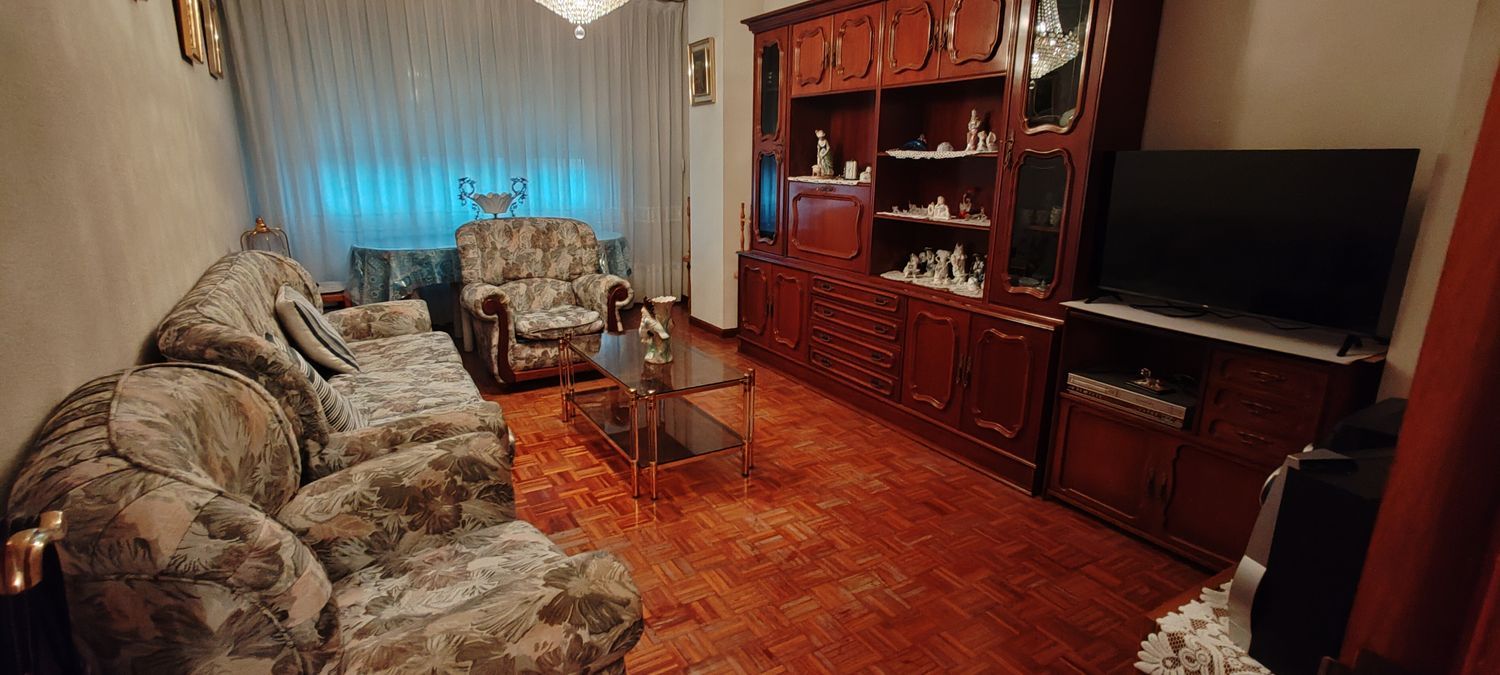 Piso en calle Juntas Generales, 4 - Foto 1