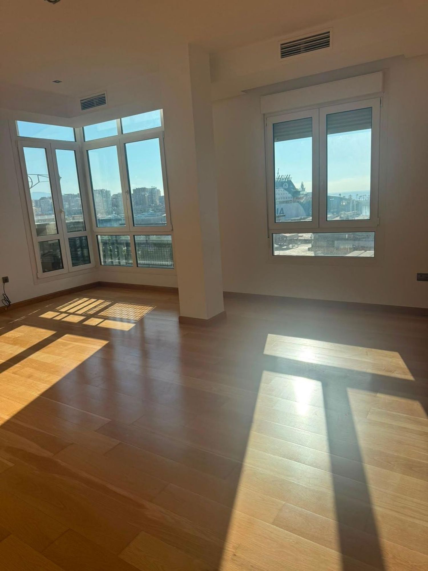Piso en Avenida de Manuel Agustín Heredia, 8, Ensanche Centro - Soho - Foto 10
