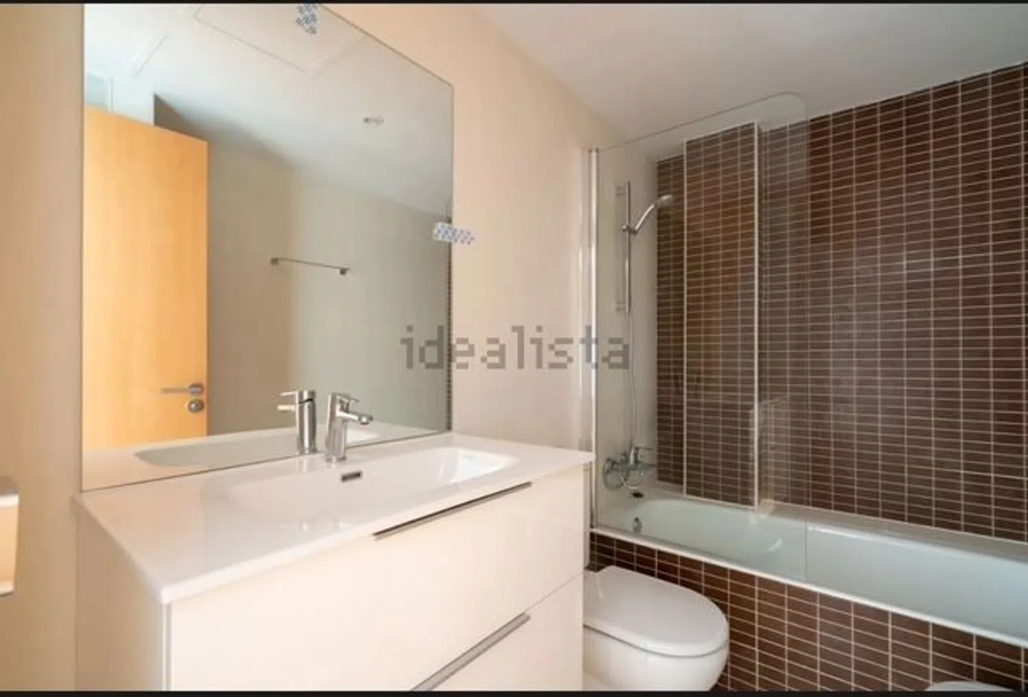 Piso en calle d'Adolf Vázquez Humasqué, 9 - Foto 8