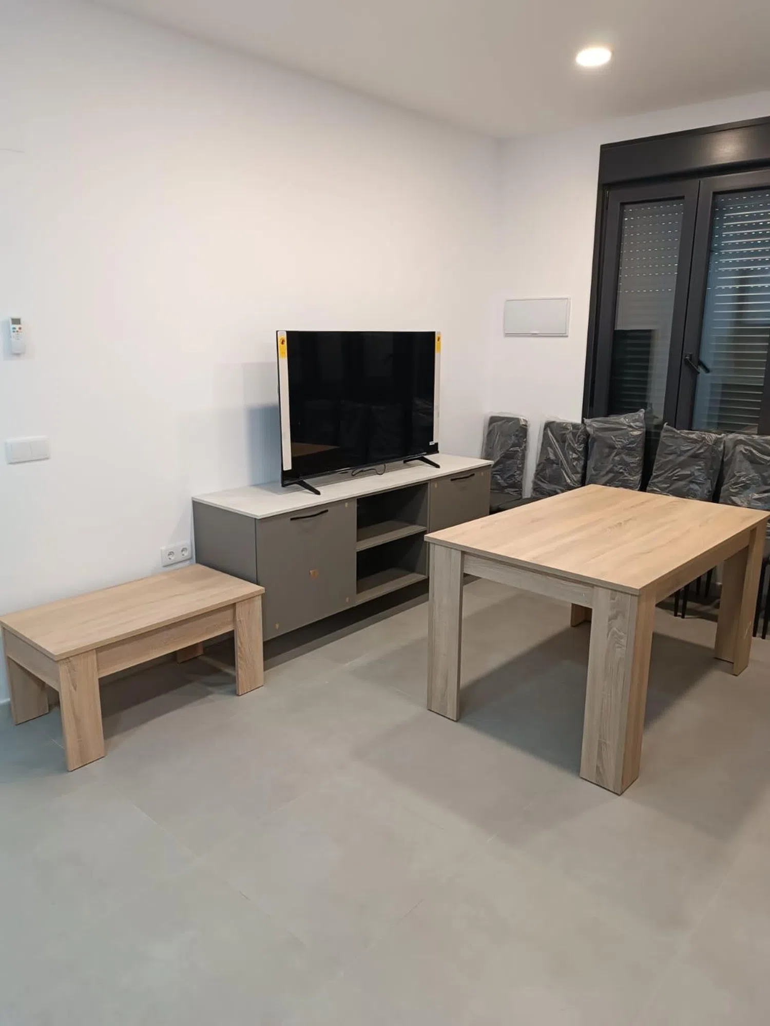 Estudio en avenida Virgen Milagrosa, 12 - Foto 2