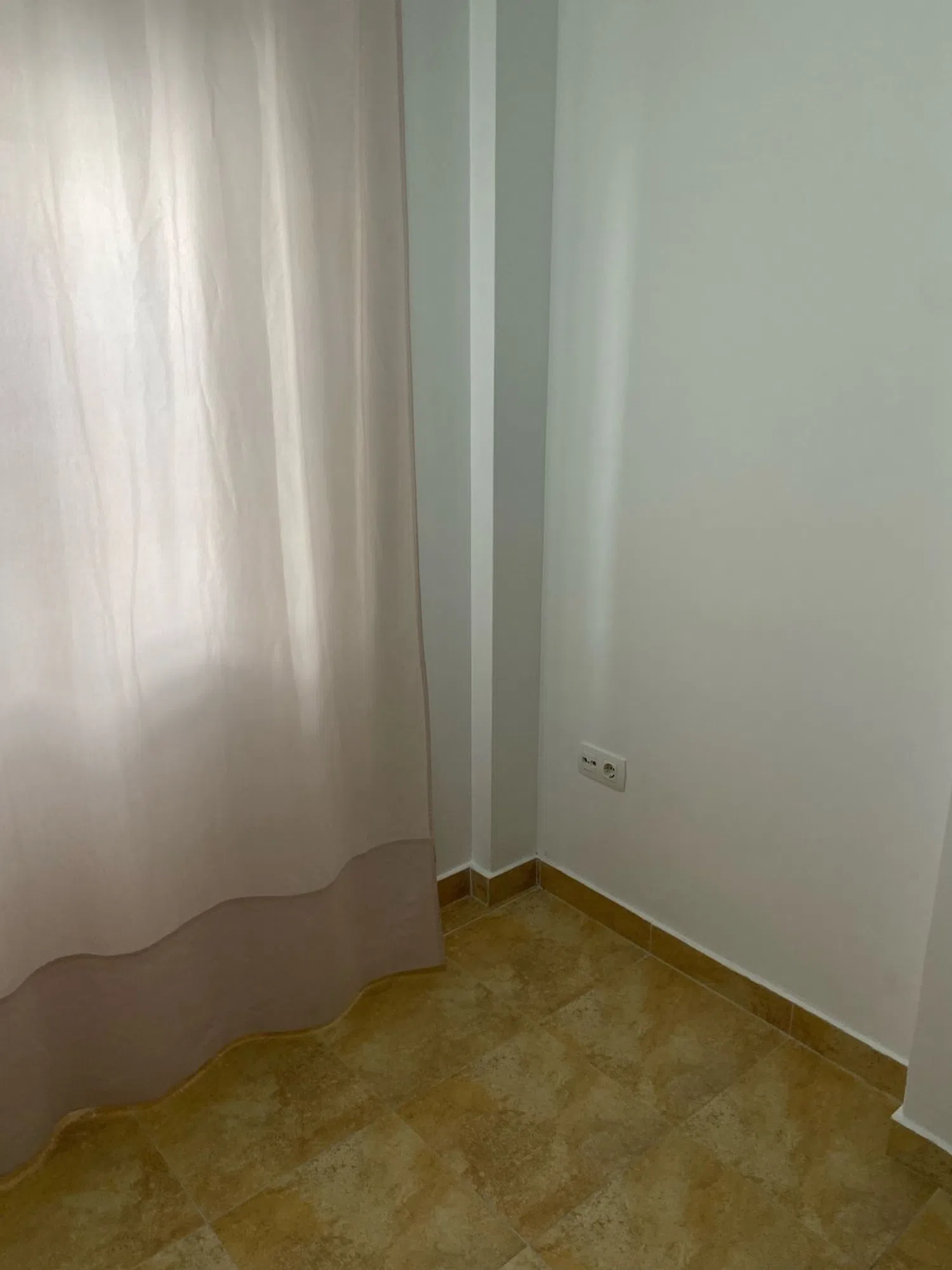 Estudio en calle de Francisca Armada, 62 - Foto 2