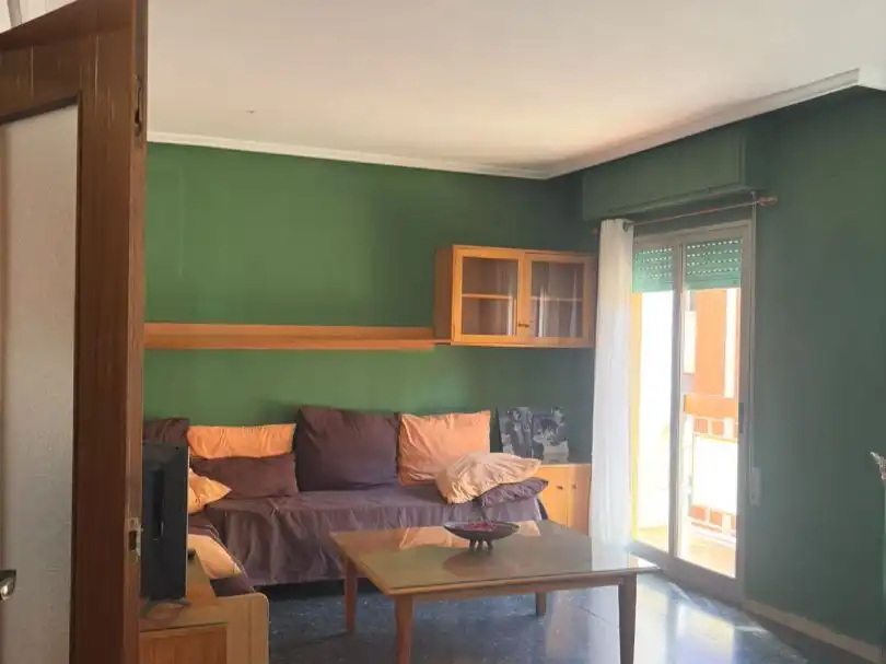Piso en  Carrer del Pintor Zariñena 16 - Foto 3