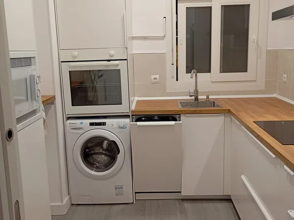 Piso en calle de Galileo, 81